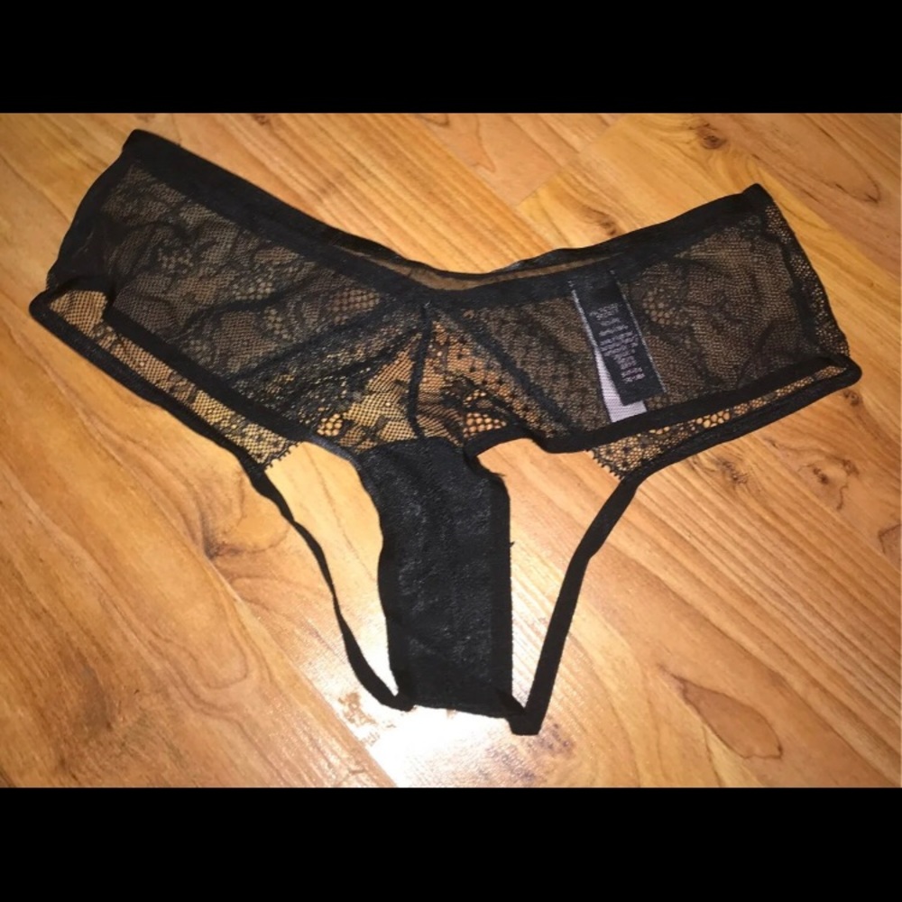 Victoria’s Secret sexy strappy panty